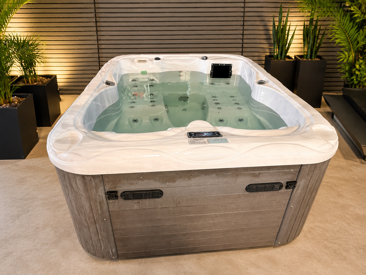 Whilrpool Oceanus Lovely Refurbished